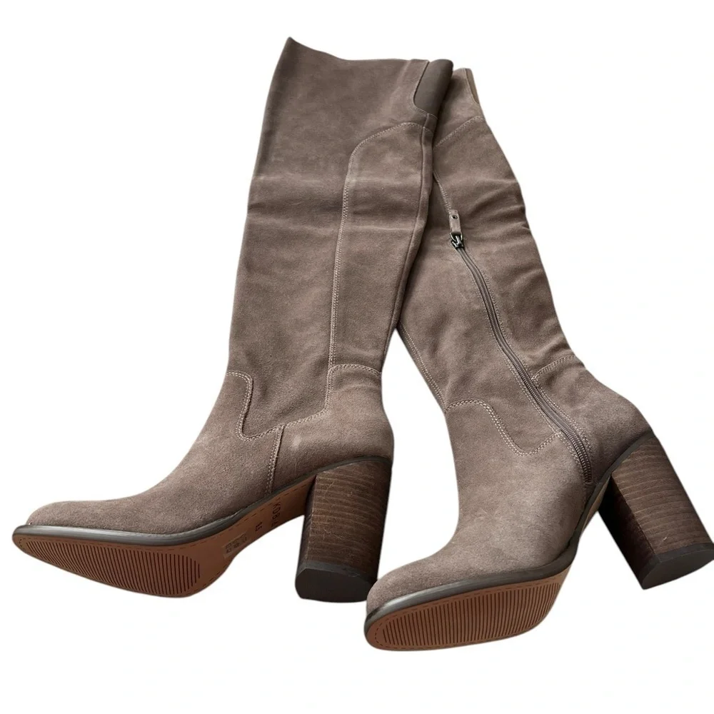 NIB Kelsi Dagger Brooklyn Women’s Logan Taupe Over the Knee Boots in size 9.5
